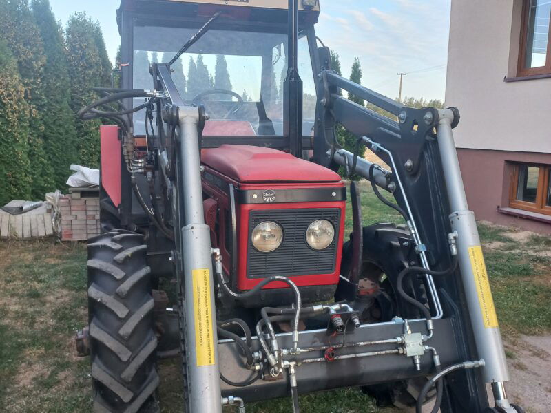 Zetor 7045 z turem