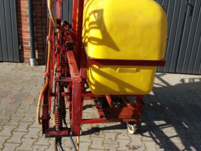 Sprzedam opryskiwacz 15m 600l