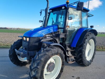 New Holland TS 90