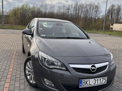 Opel astra J