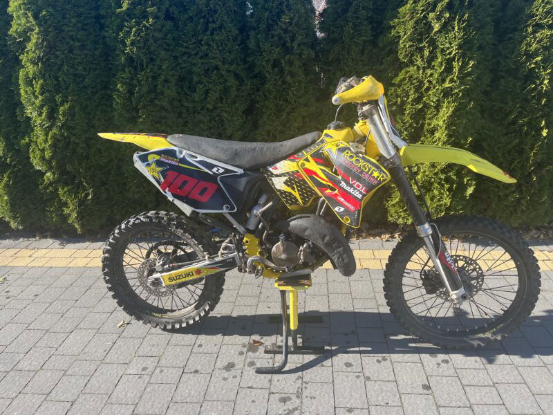 Suzuki RM125