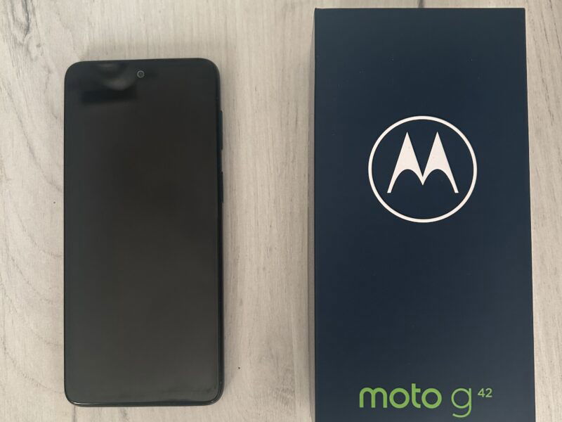 Telefon Motorola moto g42