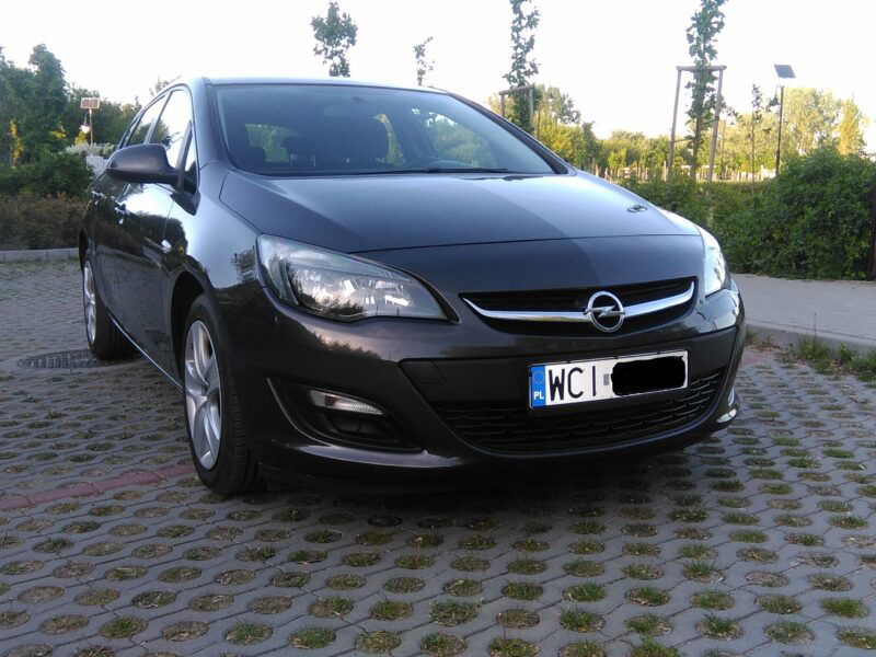 OPEL ASTRA 2014 r "lift" 1.4 turbo benz 157 tys km