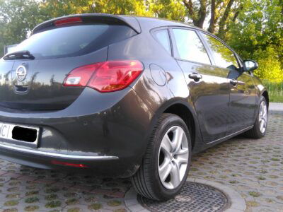 OPEL ASTRA 2014 r "lift" 1.4 turbo benz 157 tys km