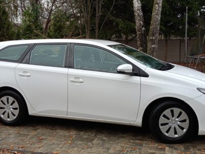 Toyota Auris 2013r. 1.4D-4D