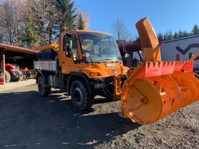 Mercedes Benz Unimog u400