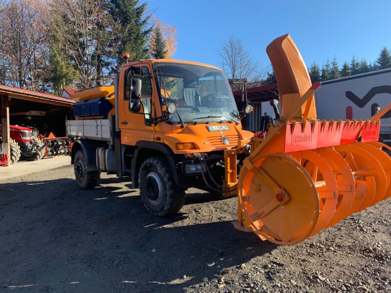 Mercedes Benz Unimog u400