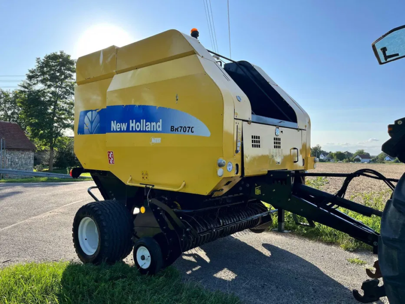 Prasa New Holland BR7070 sznurek