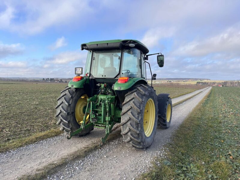 John Deere 5720 od nowości w gospodarstwie, idealny stan